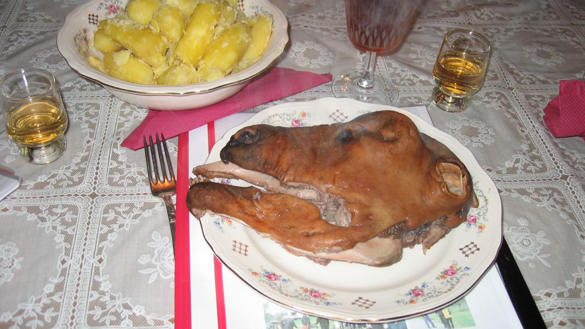 Sheep's head, burned (to remove the hairs), salted, smoked and cooked. A delicacy from Voss, Western Norway.