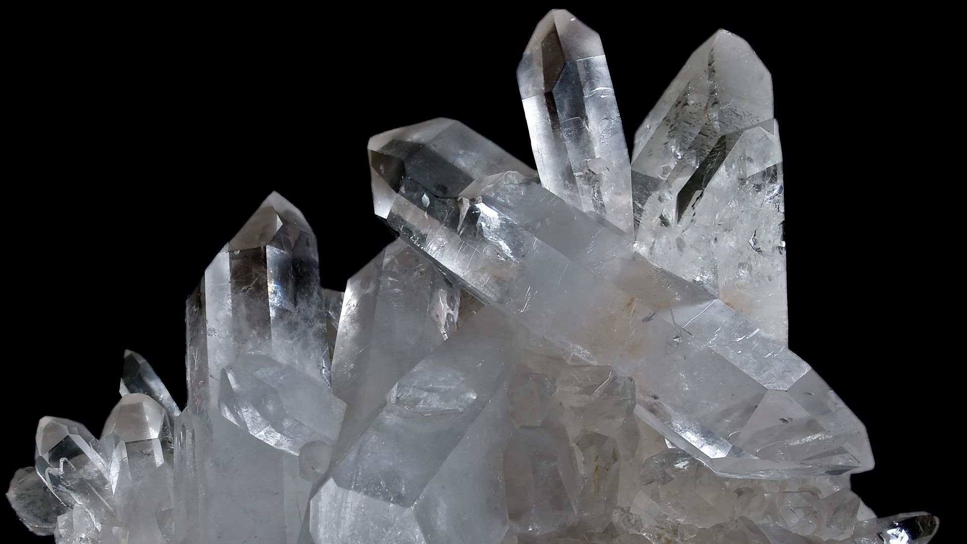 Quartz 
Location: Minas Gerais - Brasil
Size : 18x15x13 cm