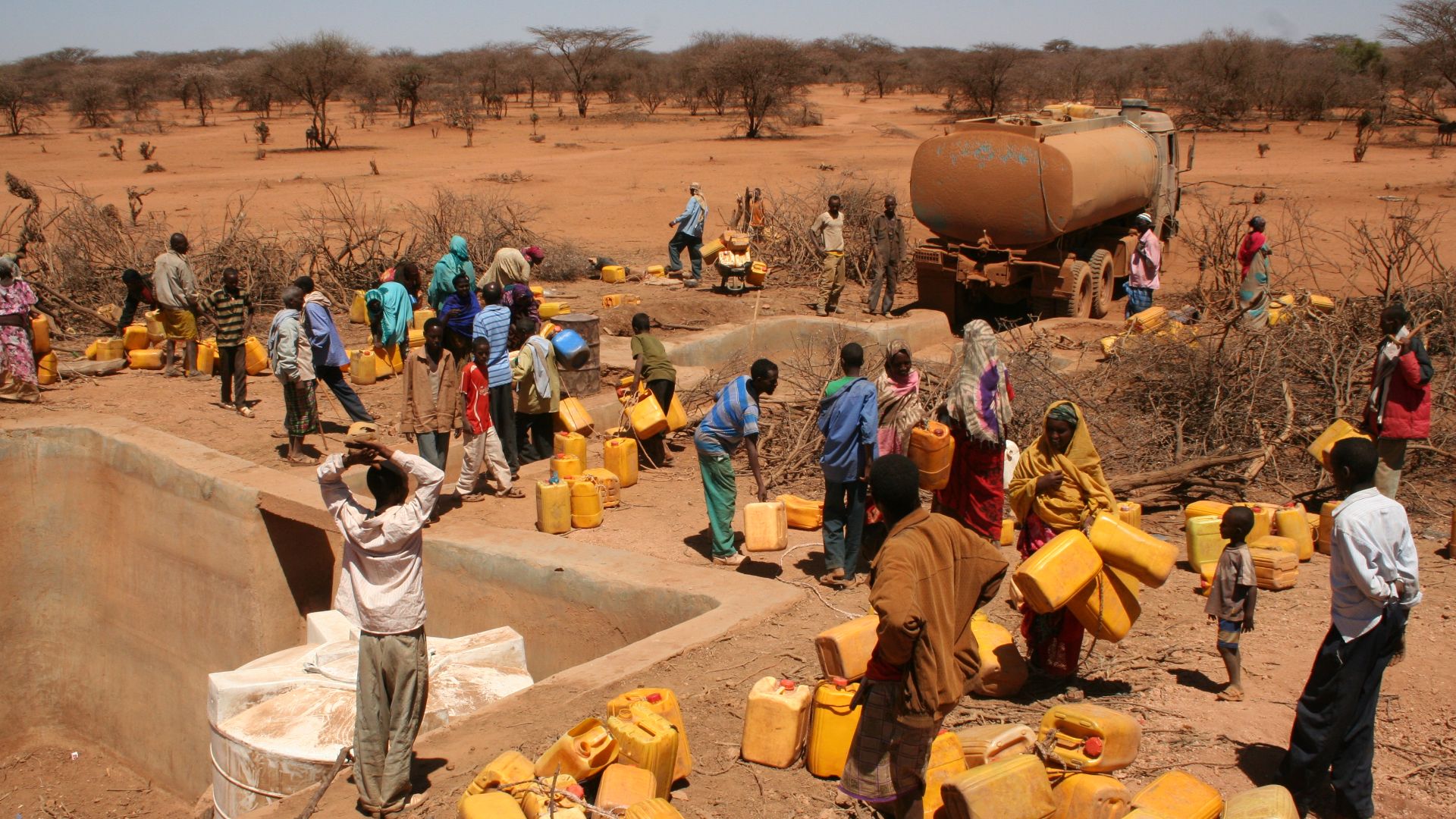 Oxfam distributing water in the Horn of Africa where in the period 2010-2011, experienced a severe drought.