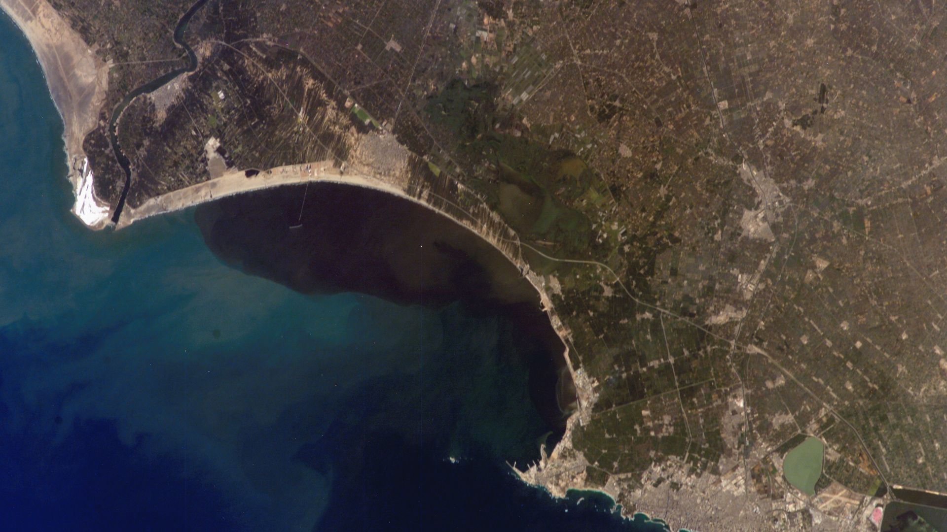 View of Egypt taken during ISS Expedition 13.