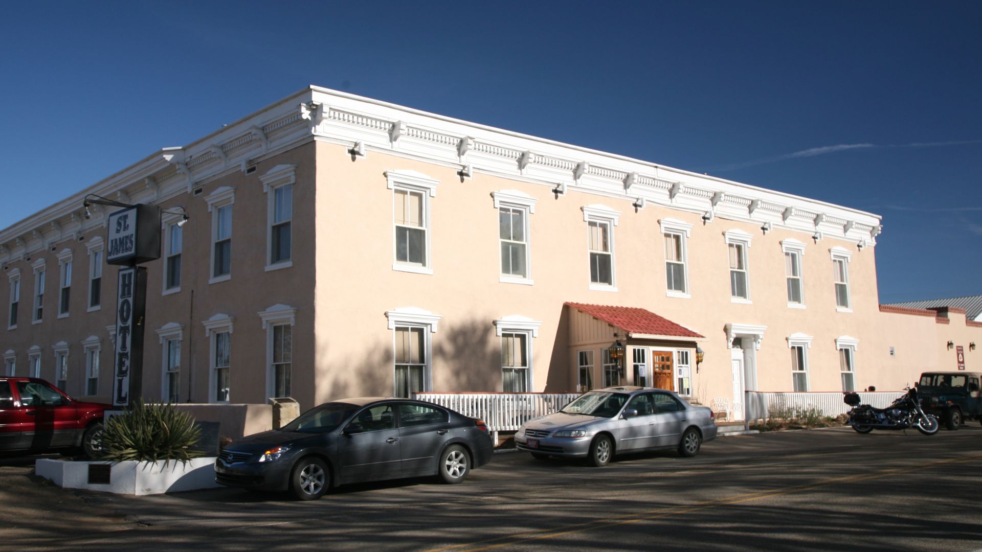 St. James Hotel in Cimarron, NM