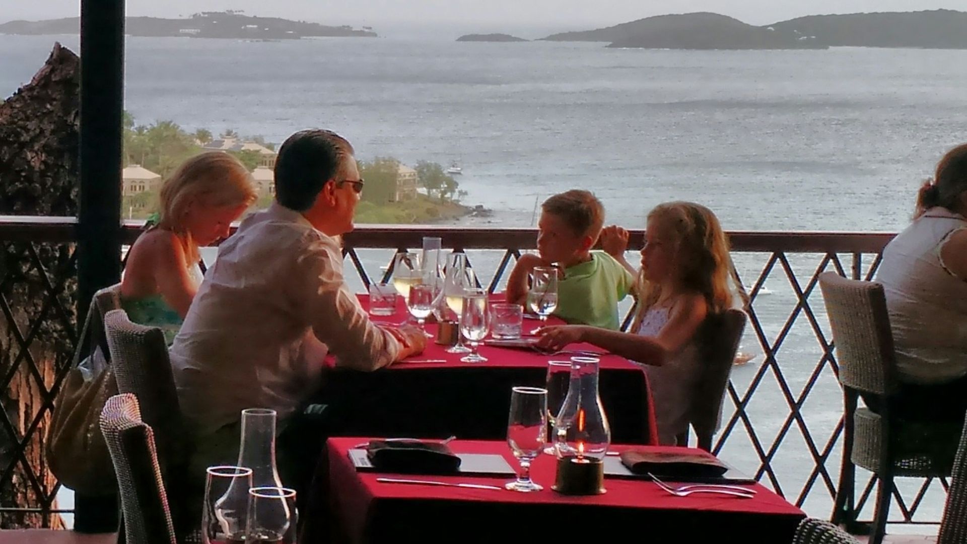 a restaurant with a view of the ocean