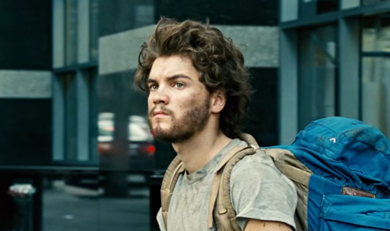 Screenshot from Into the Wild (2007)