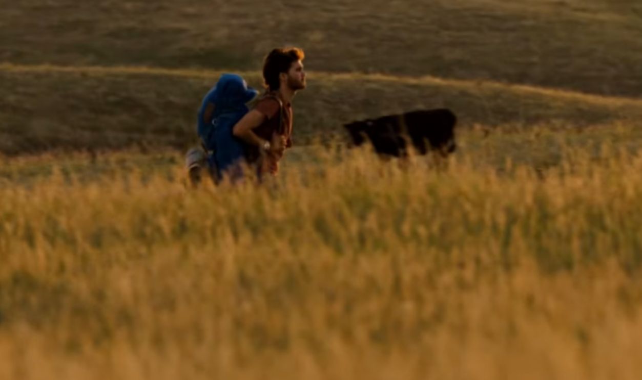 Screenshot from Into the Wild (2007)