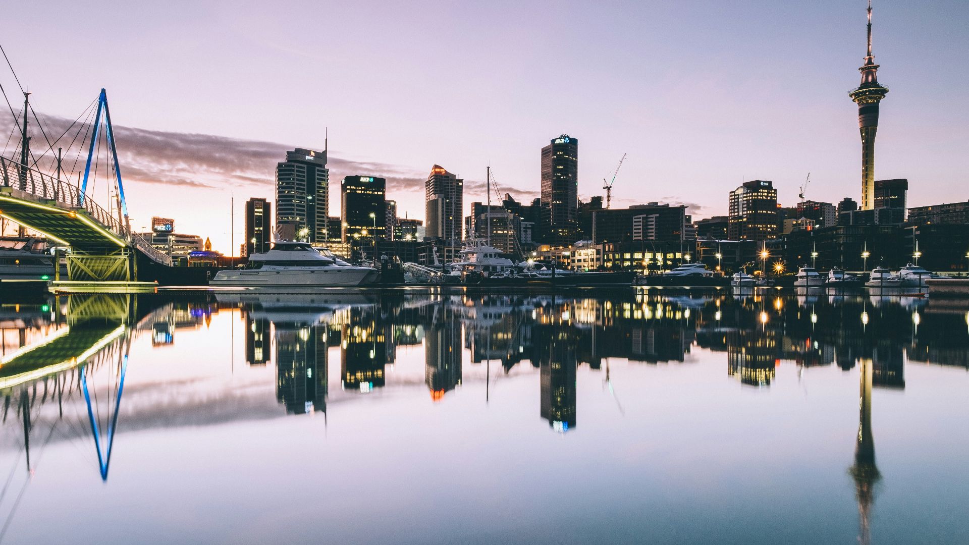 cityscape photo during daytime