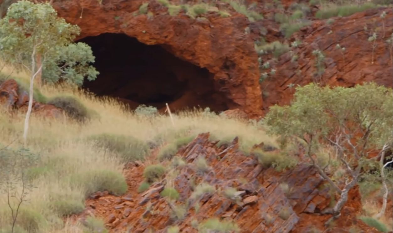 Screenshot from ABC News (Australia) (1932–) 