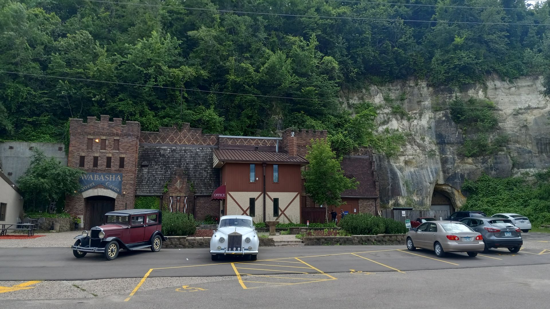 Wabasha Street Caves