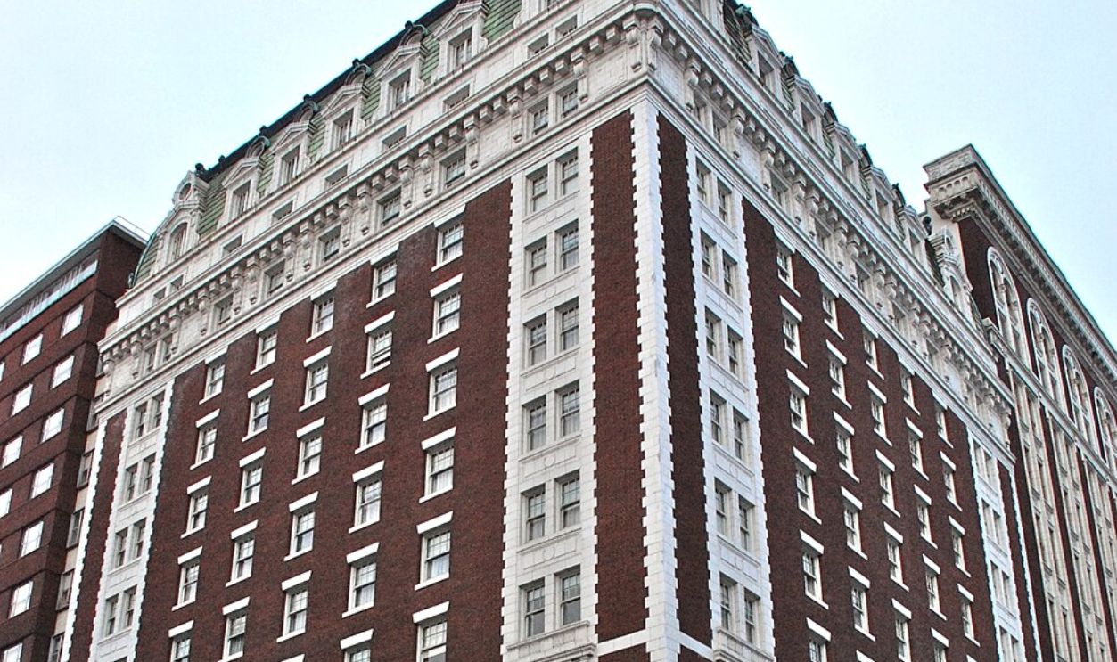 The Benson Hotel, in Portland, Oregon, was built in 1912–13 and is listed on the U.S. National Register of Historic Places. 