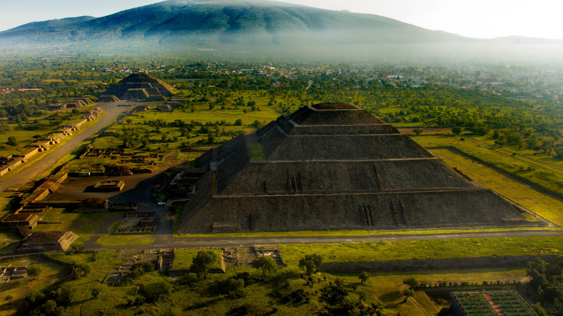 This is a photo of a monument in Mexico, identified by ID