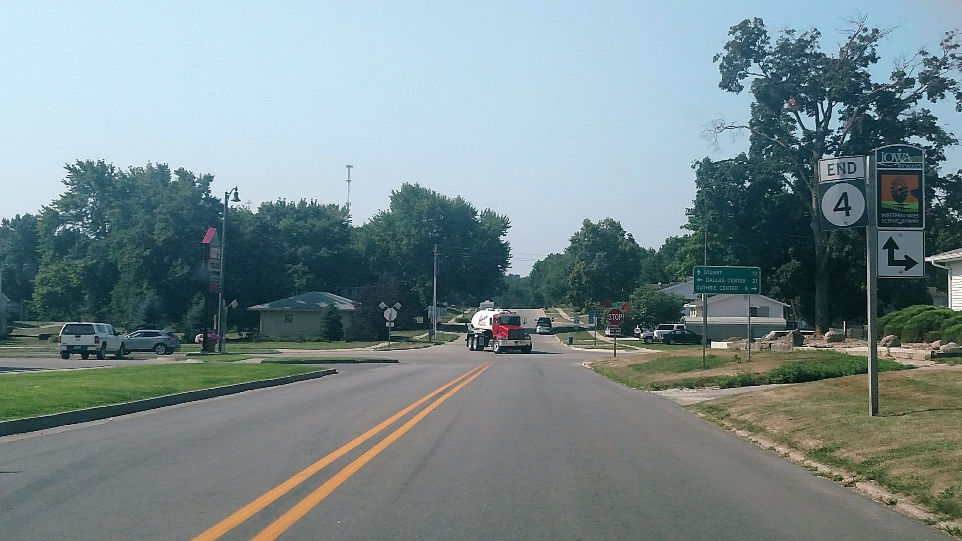 Highway 4 ends at Highway 44 and SE 3rd Street in Panora