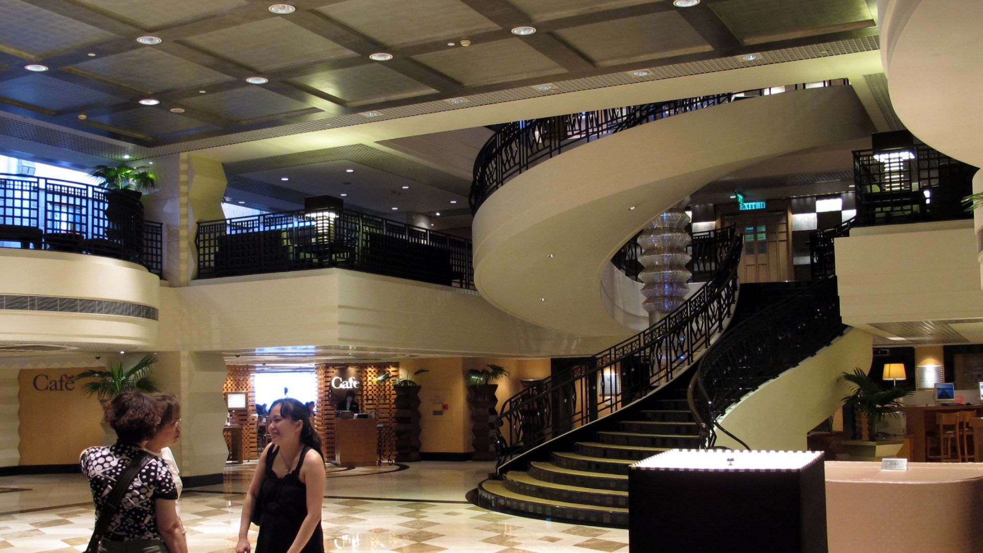 Sheraton Hong Kong Hotel Lobby
