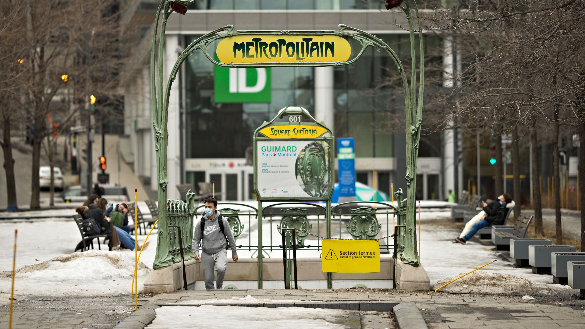Guimard entrance at Square-Victoria, Montreal
