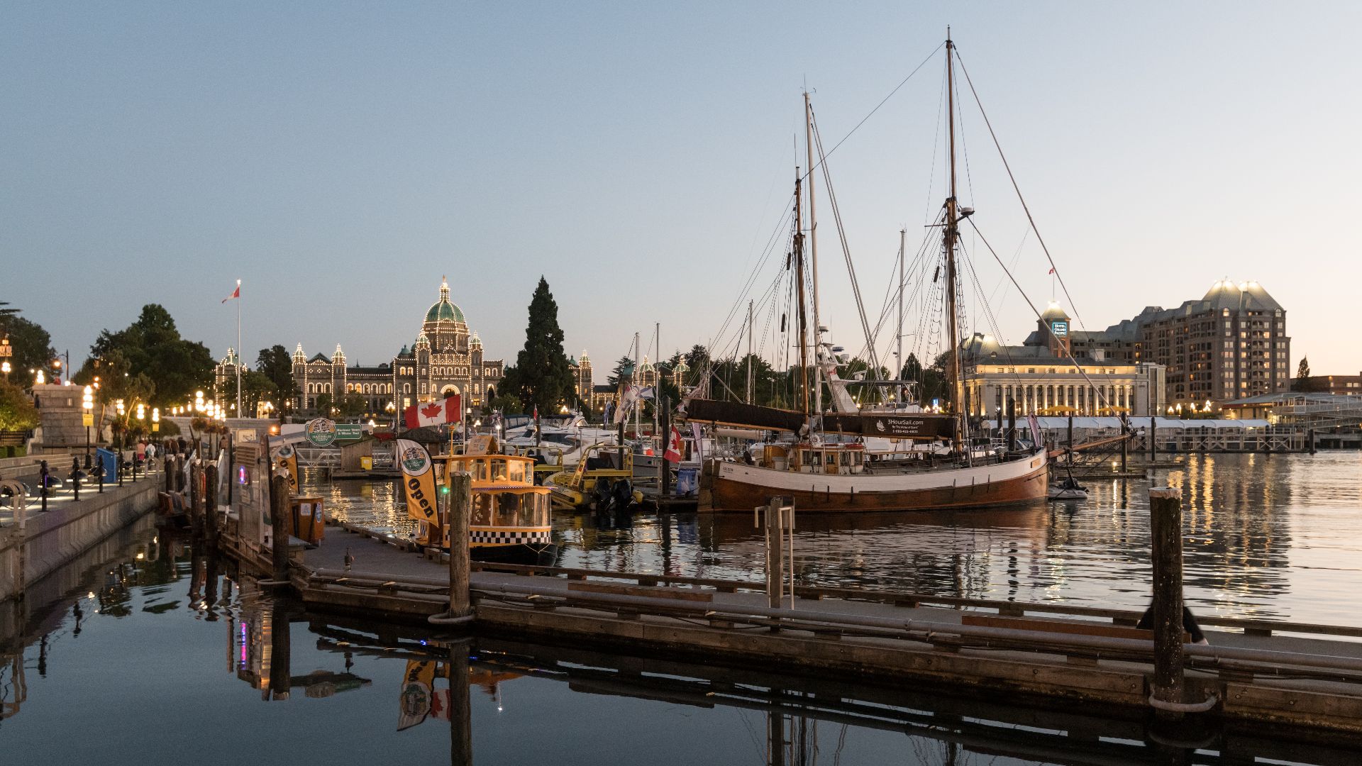 Inner Harbour and British Columbia Parliament Buildings, Victoria BC, at dusk