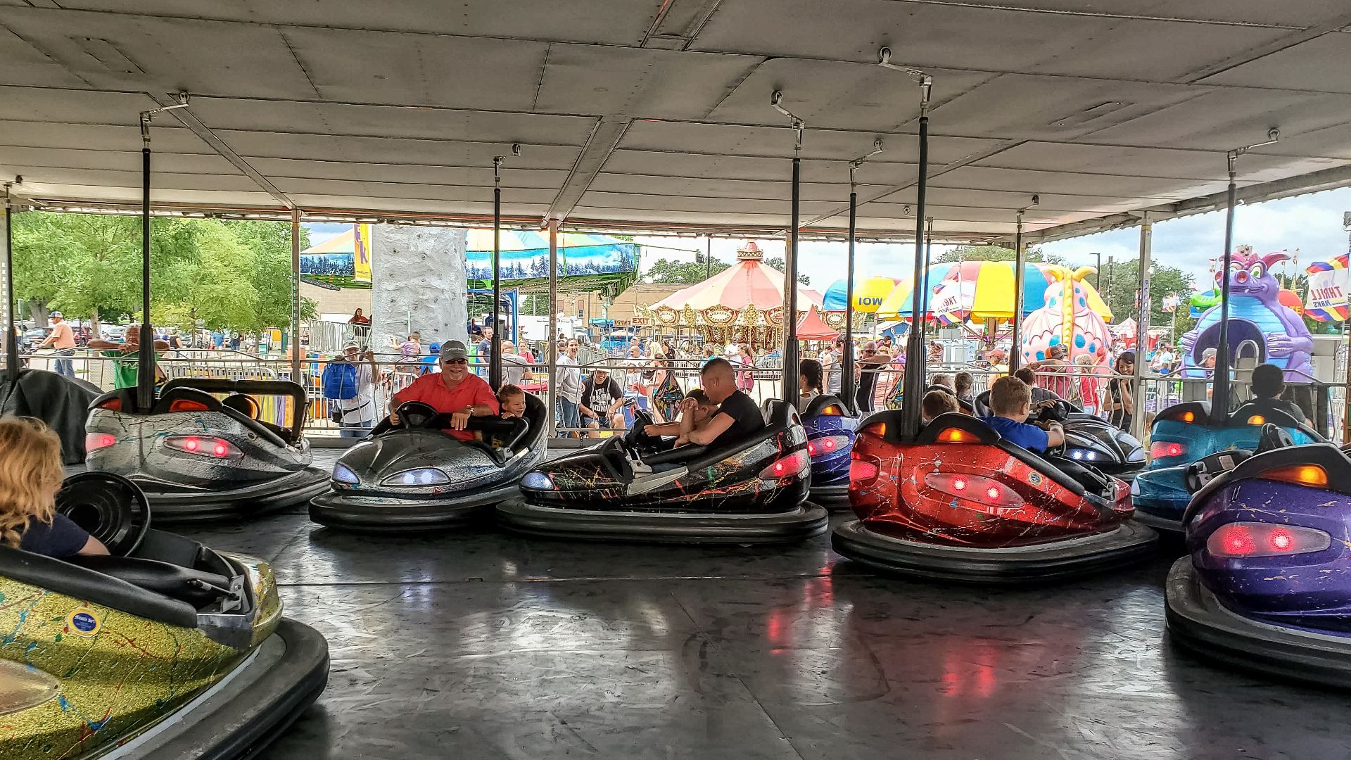 Wednesday at the Iowa State Fair. Weather was in the high 70s. Can't beat that. Some sunshine, some clouds. Everyone seemed to be having a wonderful time!