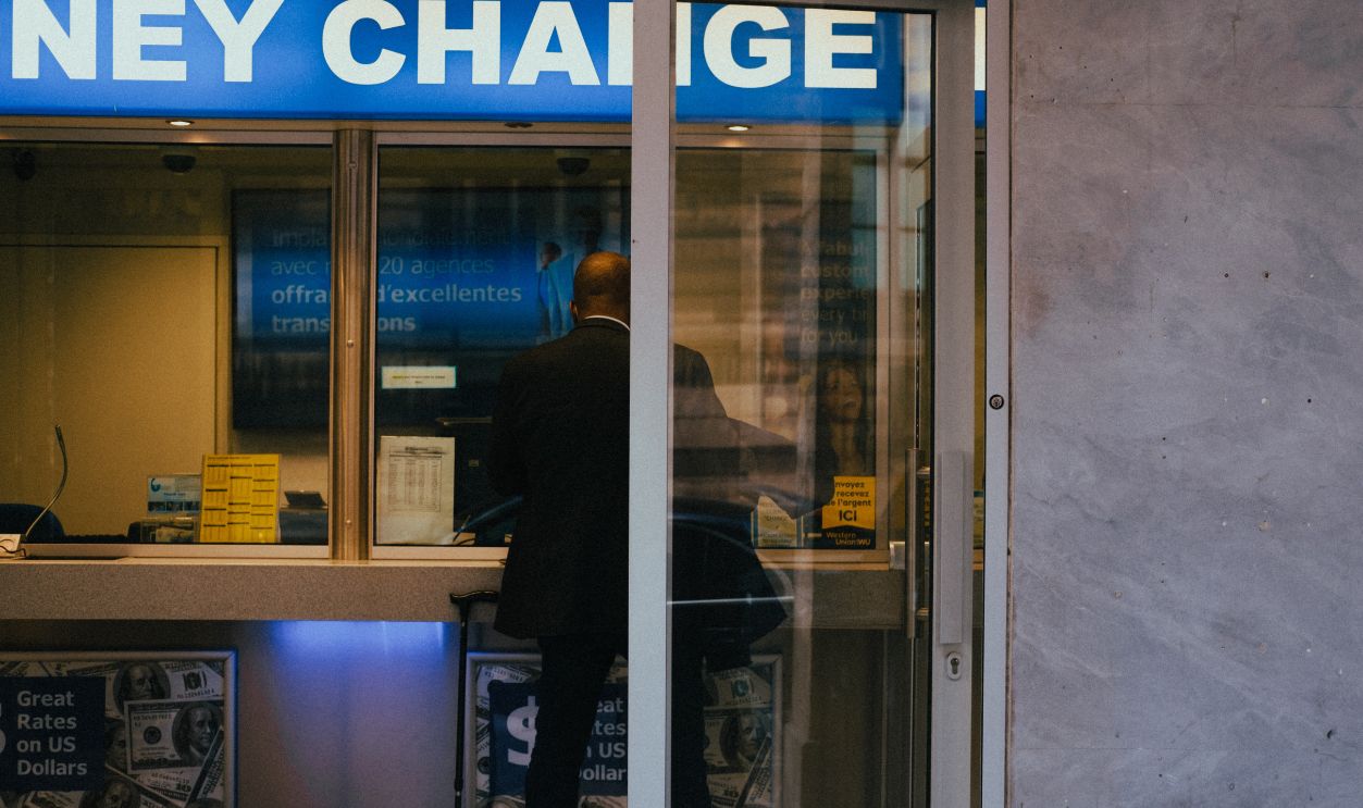 Exchanging Cash At The Airport
