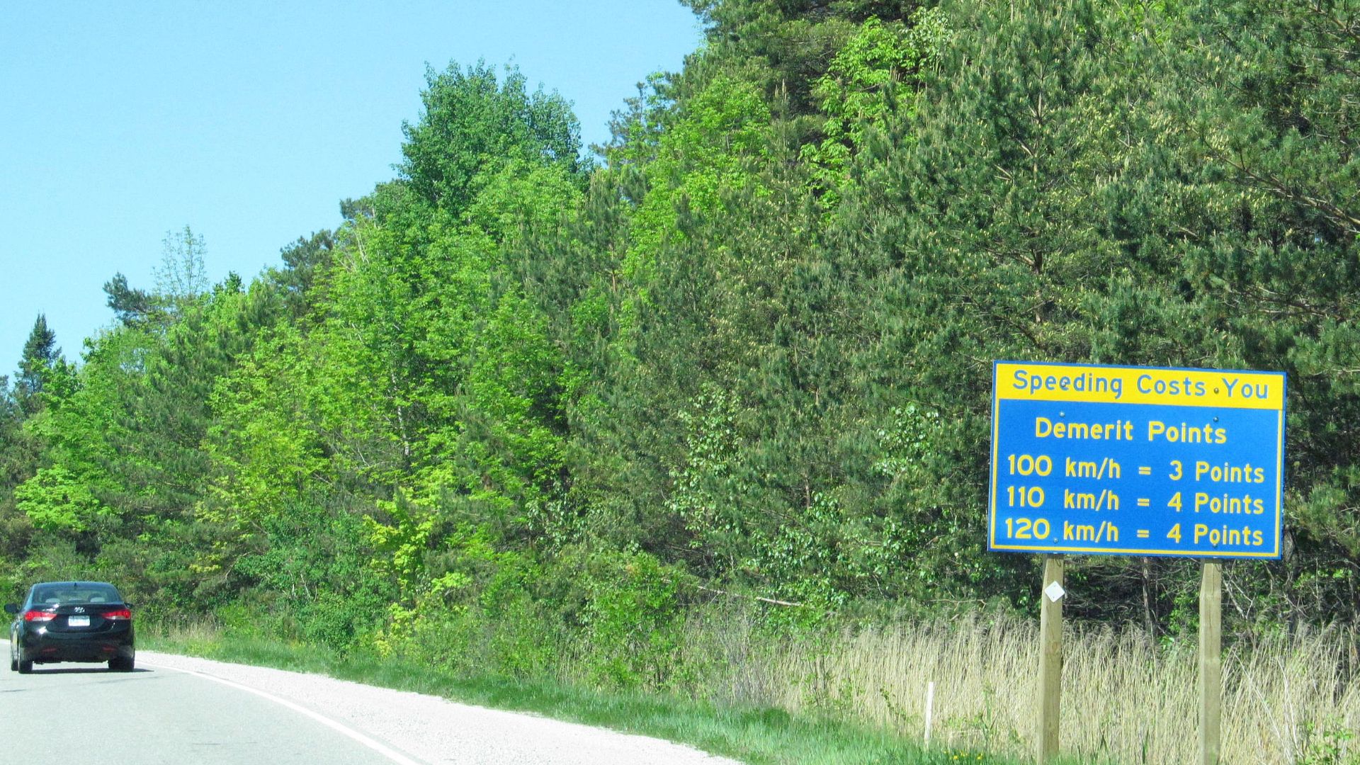 Demerit point warning on King's Highway 12 in Ontario, Canada.