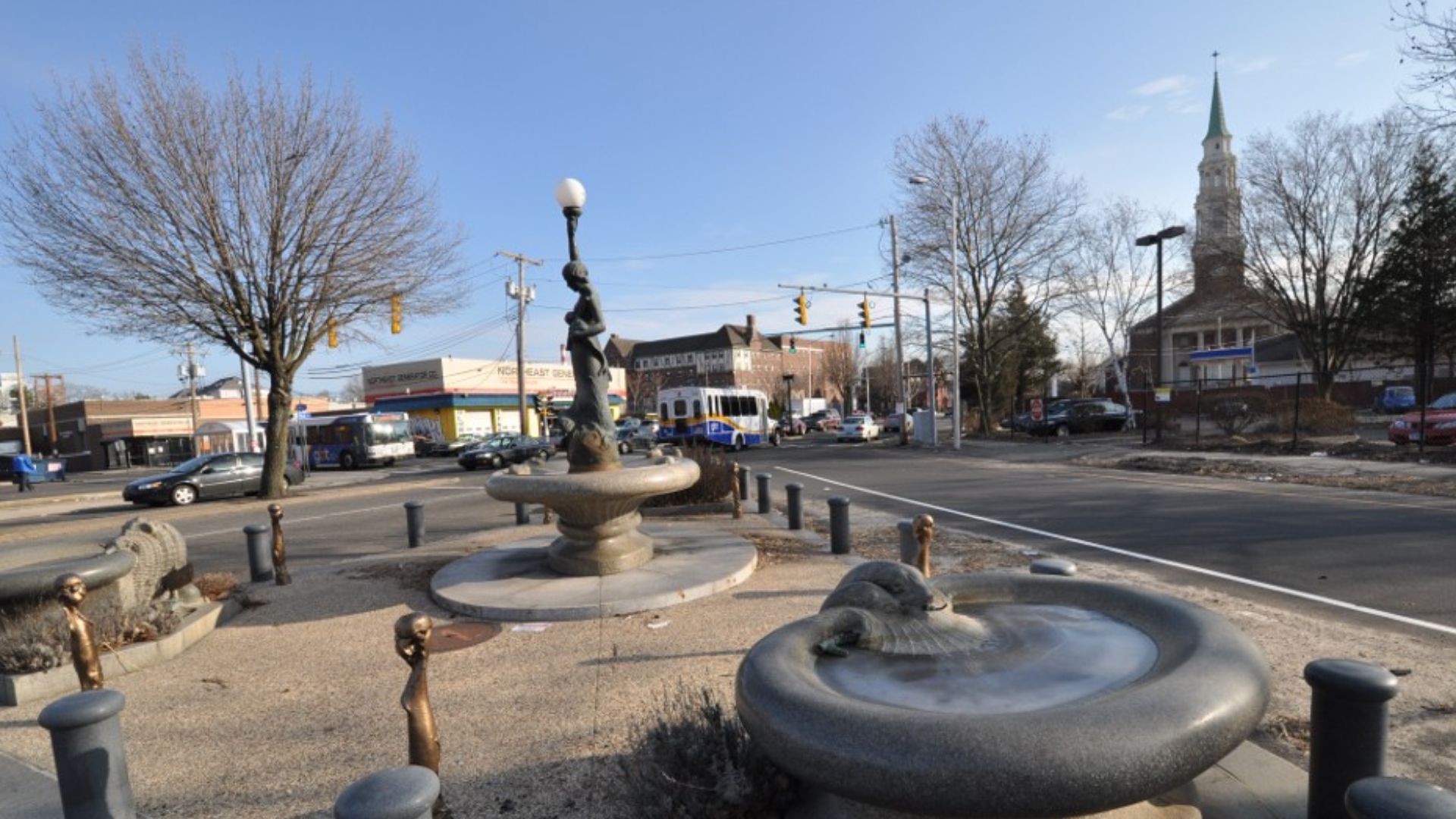 Wheeler Memorial Fountain, Bridgeport, Connecticut






This is an image of a place or building that is listed on the National Register of Historic Places in the United States of America. Its reference number is 85000706 (Wikidata).