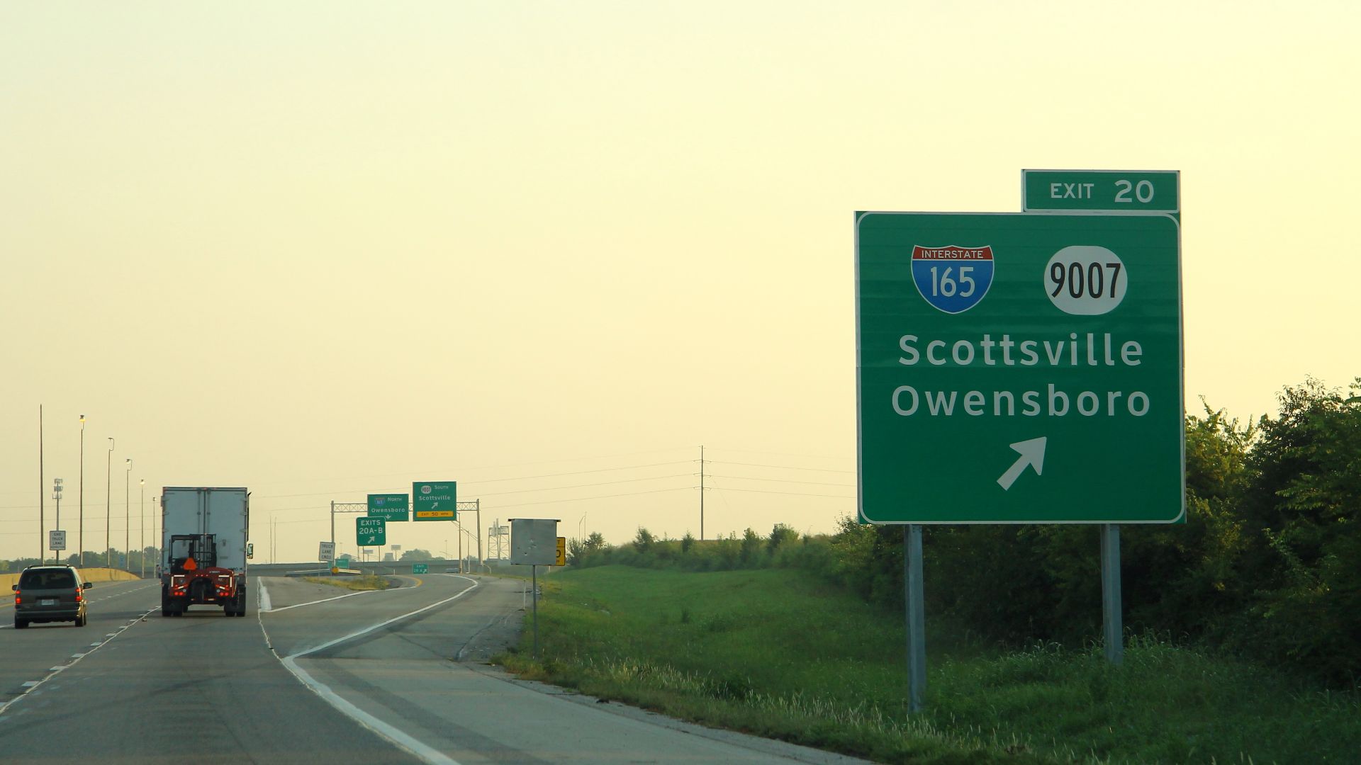 Interstate 65 exit for Interstate 265 and Kentucky Route 9007
