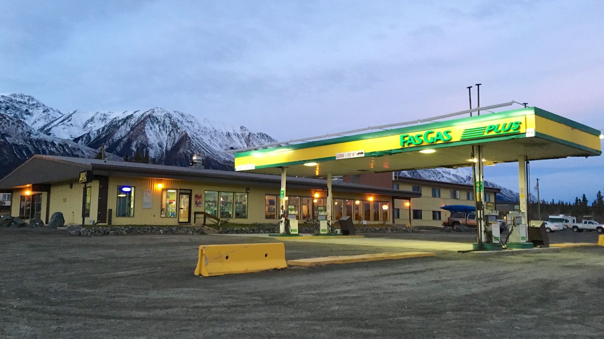 Restaurant/Bar/Motel.