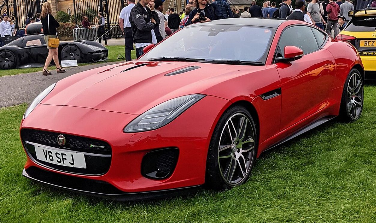 2017 Jaguar F-Type R-Dynamic