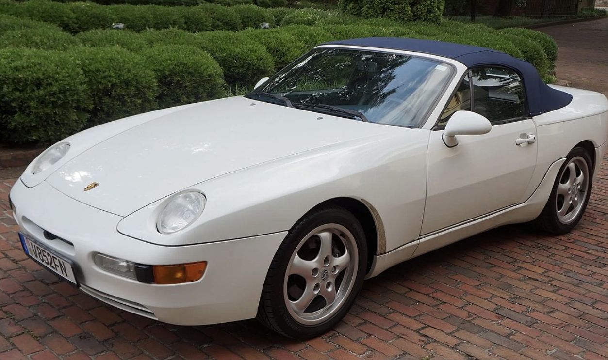 Porsche 968