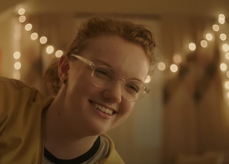 A screenshot of the movie Sierra Burgess Is A Loser