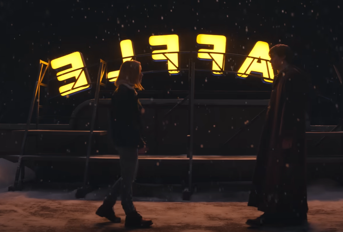 A screenshot of the movie Let It Snow