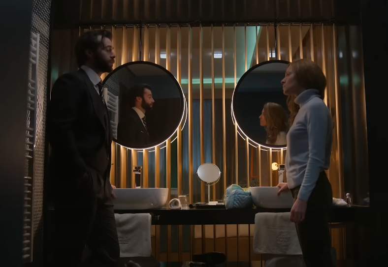 A screenshot of the TV Show In From The Cold