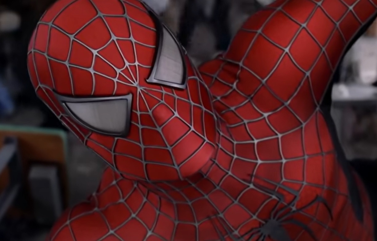 Screenshot from the film Spider-Man 2 (2004)