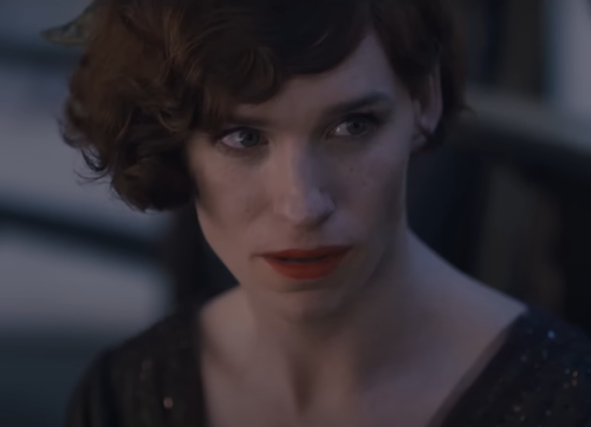 Screenshot of Eddie Redmayne (Lili) from - The Danish Girl (2015)