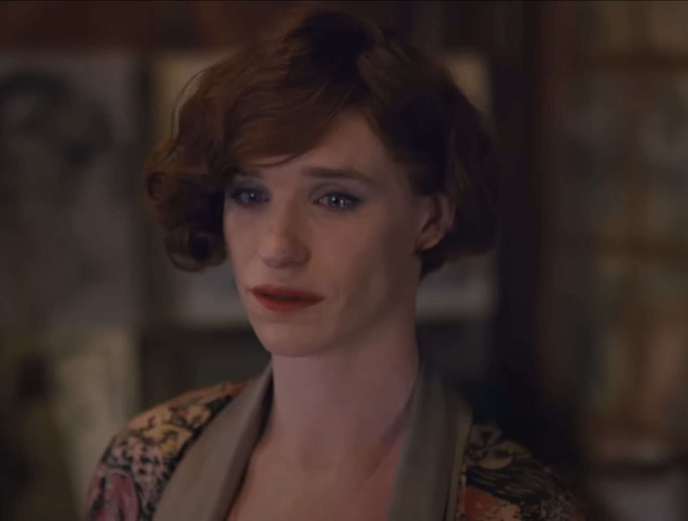 Screenshot of Eddie Redmayne (Lili) from - The Danish Girl (2015)