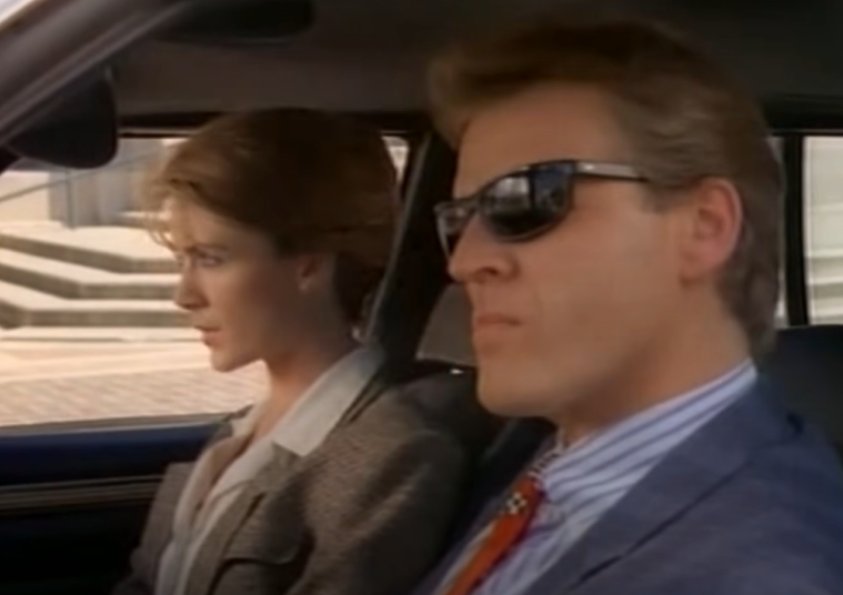 Screenshot of the TV Show Sledge Hammer!