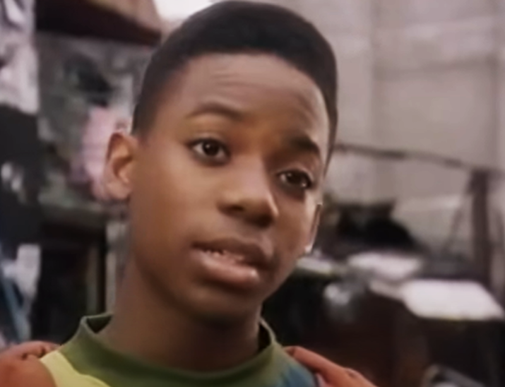 Screenshot  of the TV Show Ghostwriter