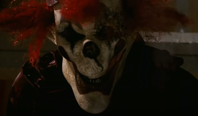 Screenshot from Amusement (2008)