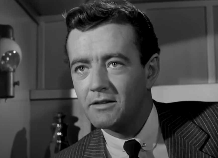 Screenshot from the film Strangers on a Train (1951)