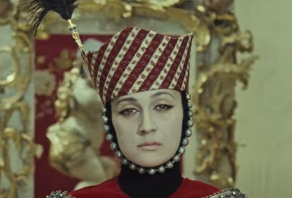 Screenshot from the film The Color Of Pomegranates (1969)