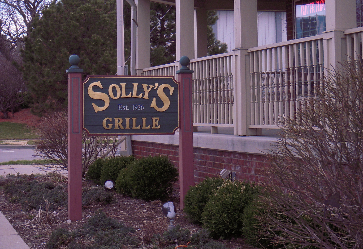 Solly's Grille restaurant sign
