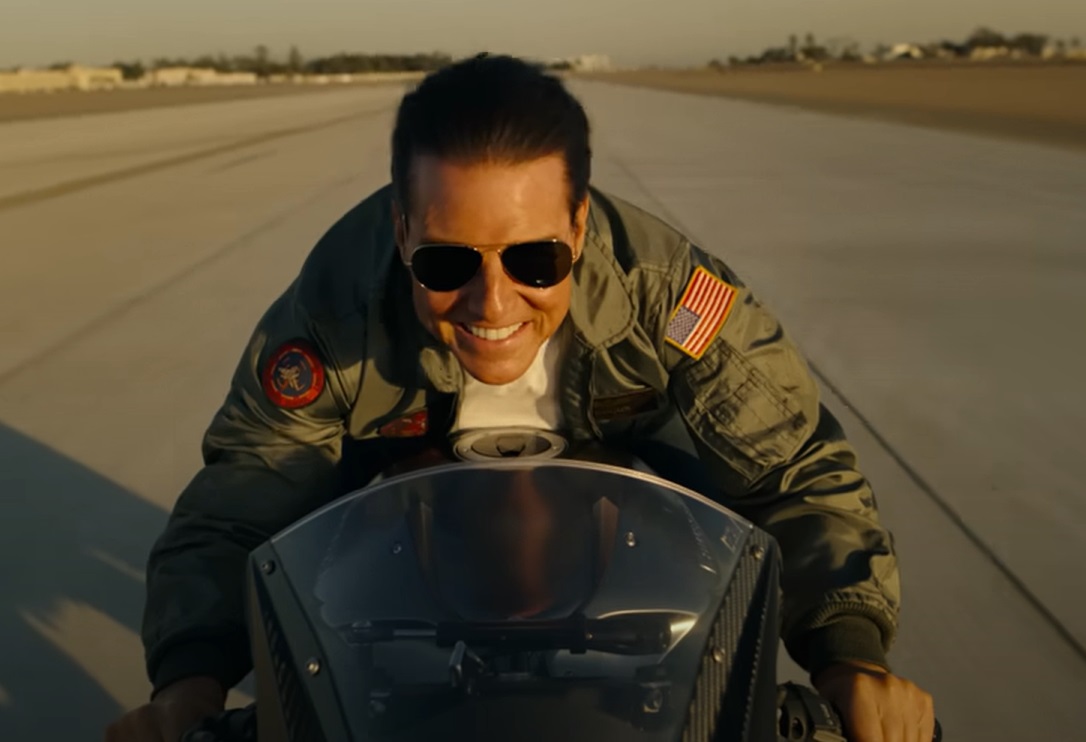 Screenshot from the film Top Gun: Maverick (2022)