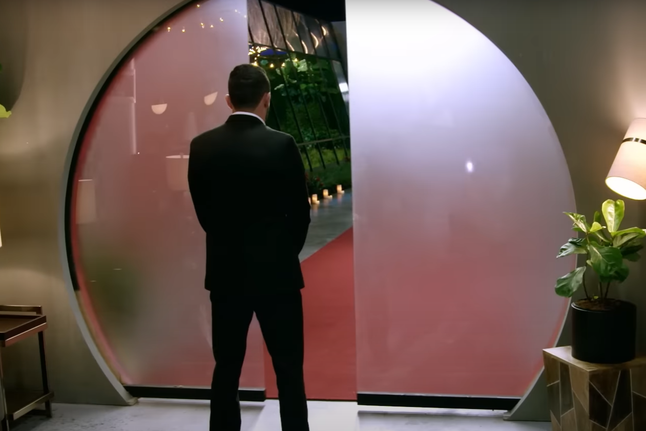 A screenshot of the TV show Love is Blind