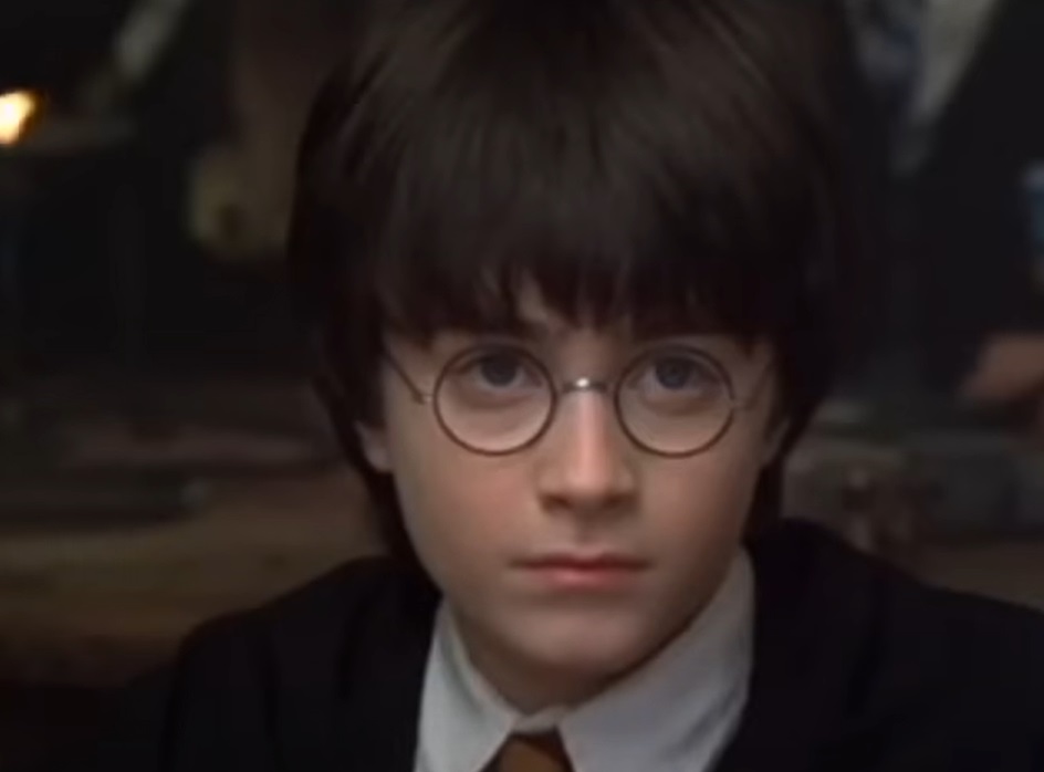 Screenshot from the film Harry Potter and the Philosopher's Stone (2001)