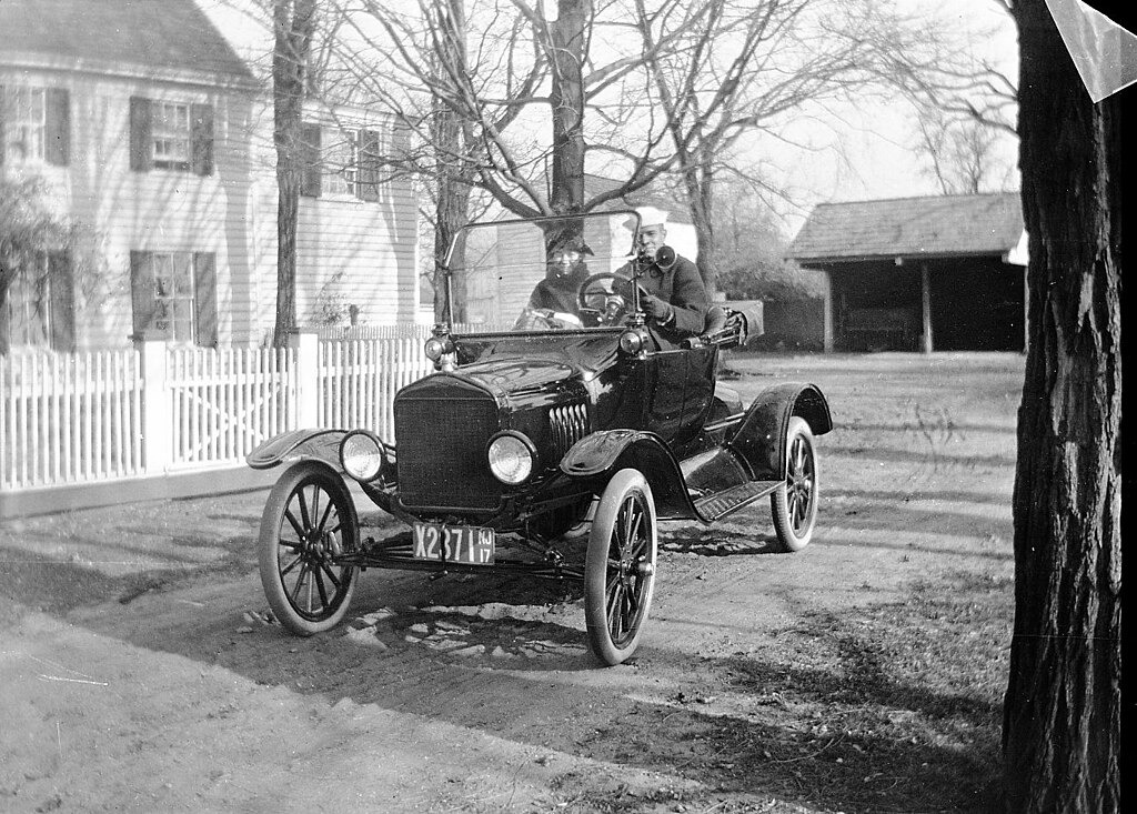 Ford Model T photographed in 1917