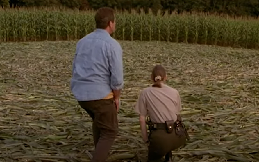 Screenshot of the movie Signs