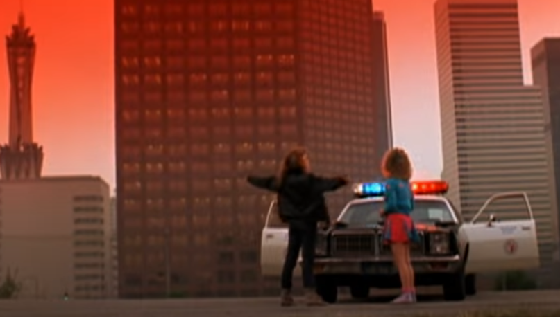 Screenshot of the movie Night of the Comet