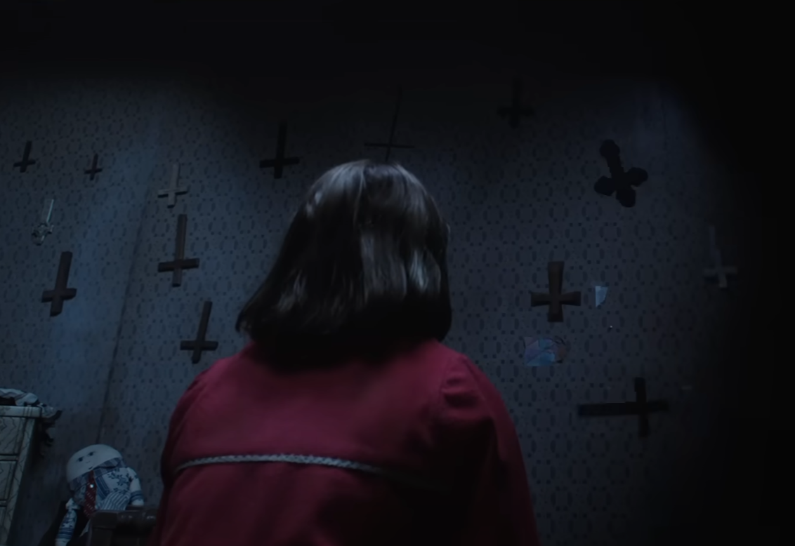 A screenshot of the movie The Conjuring 2