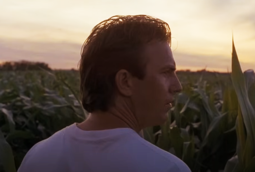 Screenshot of the movie Field of Dreams