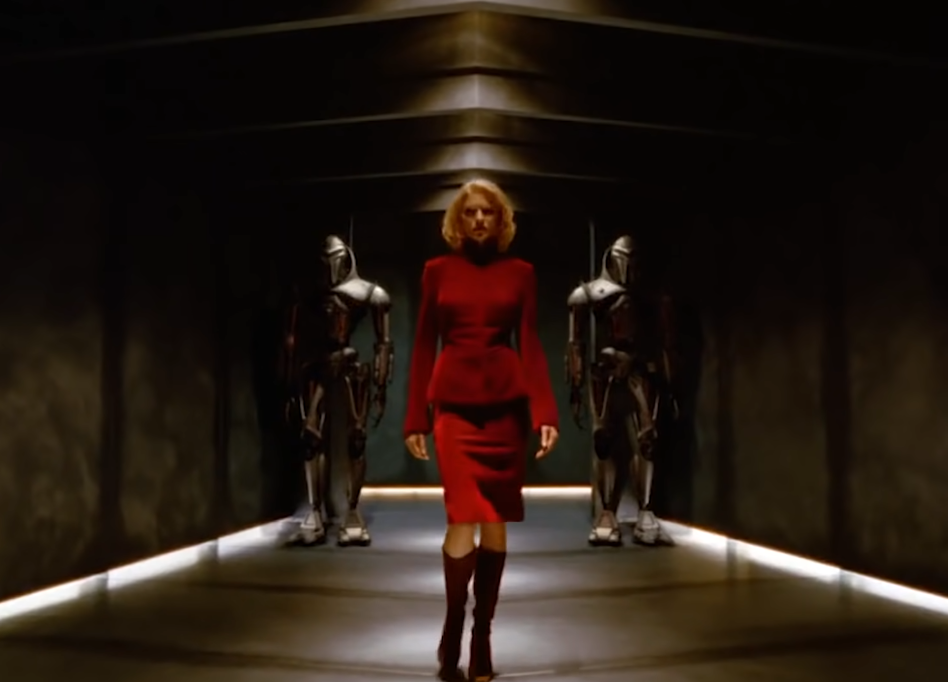 Screenshot from the TV series Battlestar Galactica (2003)
