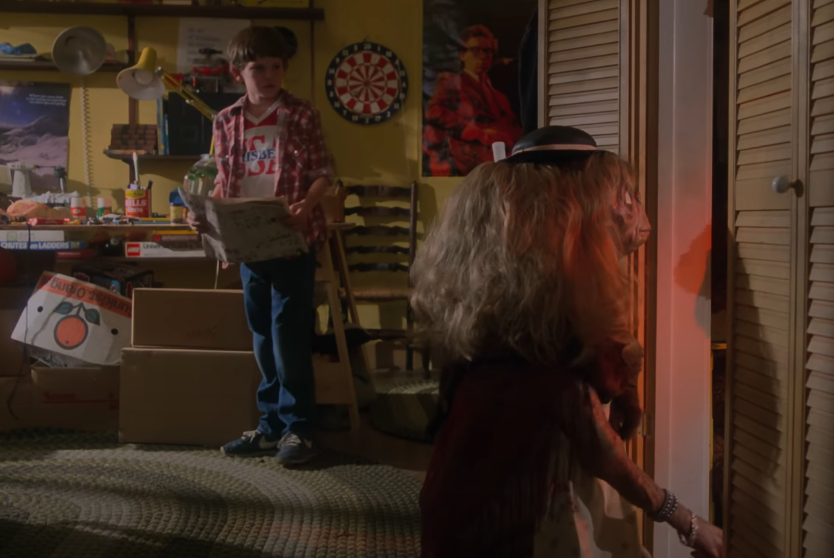 Screenshot of the movie E.T. the Extra-Terrestrial