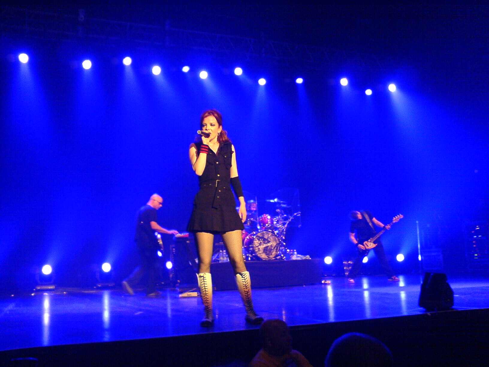 Garbage performing live in Copenhagen, 2005