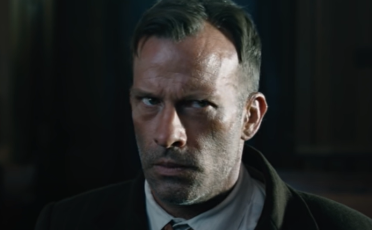 Screenshot of the movie 1992