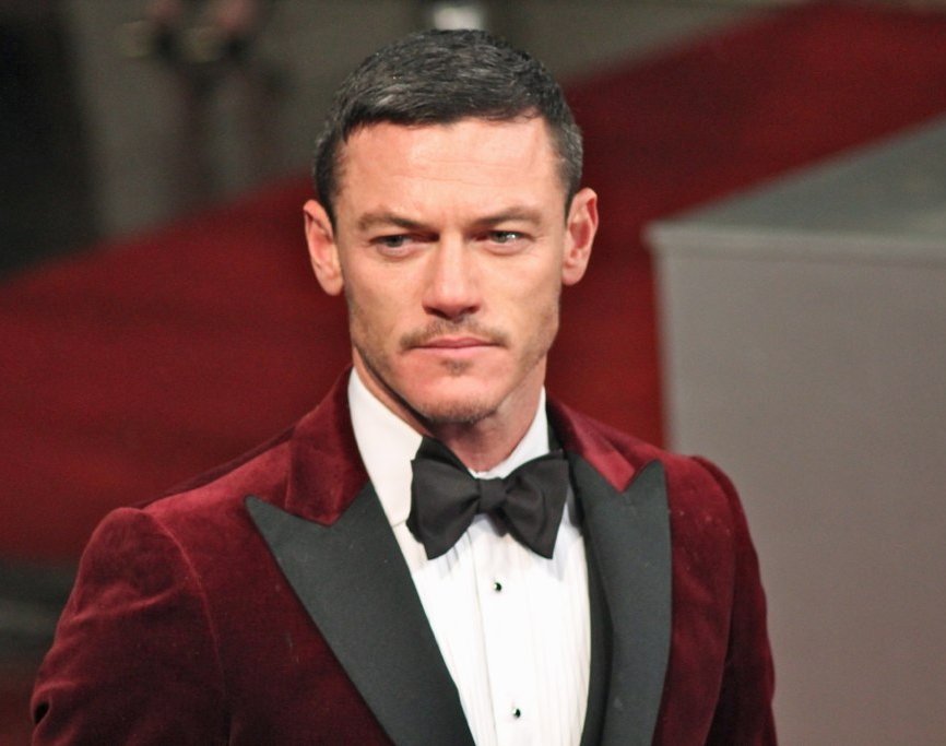 Luke Evans 